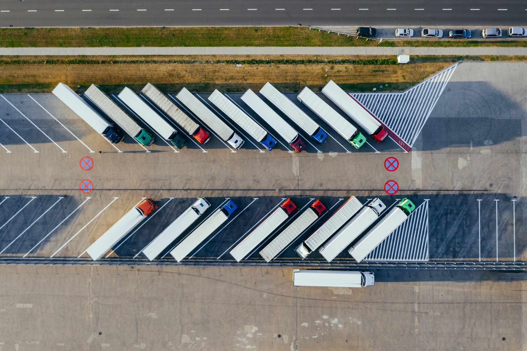 Logistics trucks for MOQ and lead time planning in sports accessory sourcing