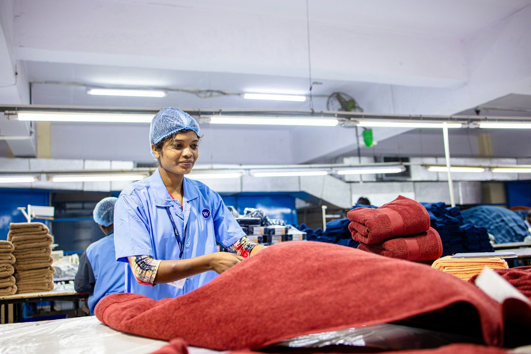 Textile production worker for OEM and ODM sports accessories